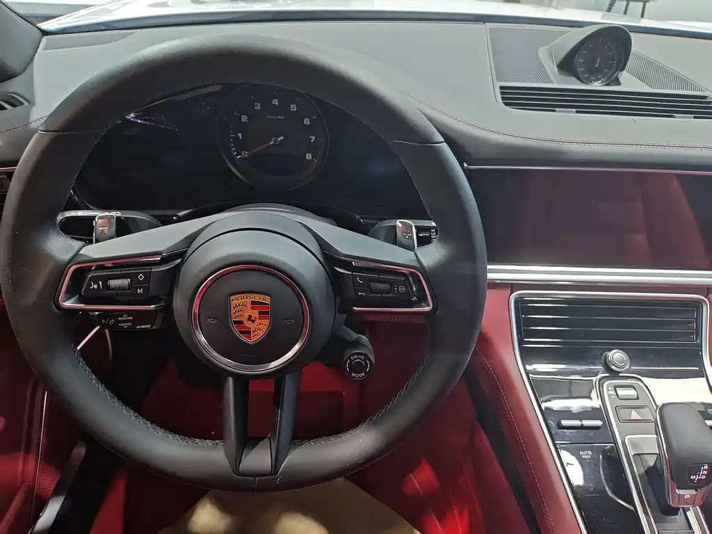 Porsche Panamera — миниатюра 5