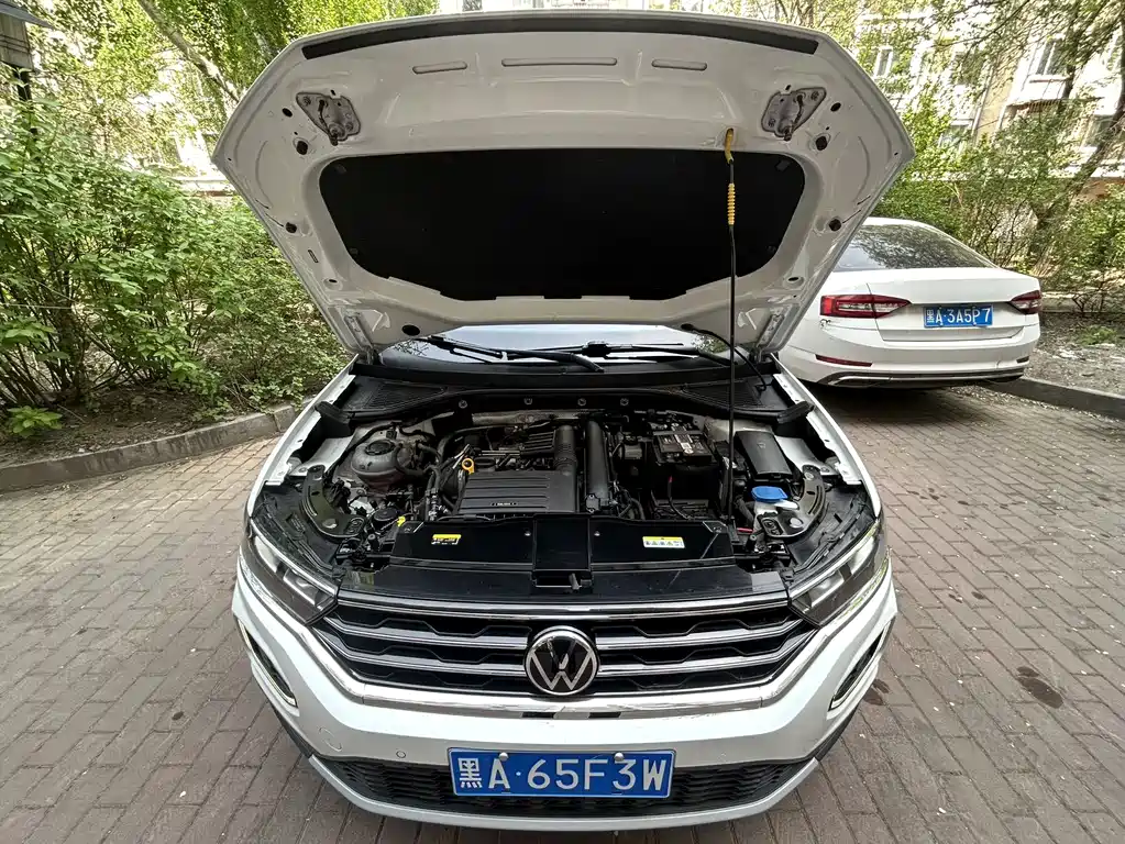 Volkswagen T-Roc 2022 280TSI DSG PLUS