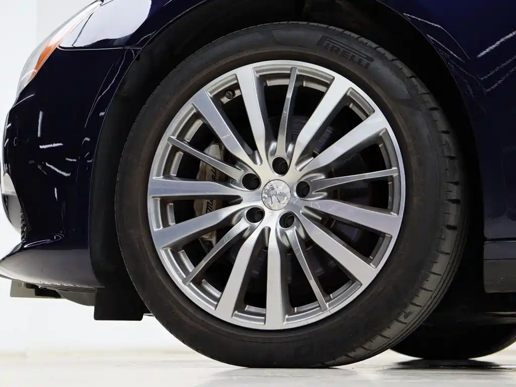 Maserati Quattroporte — миниатюра 30