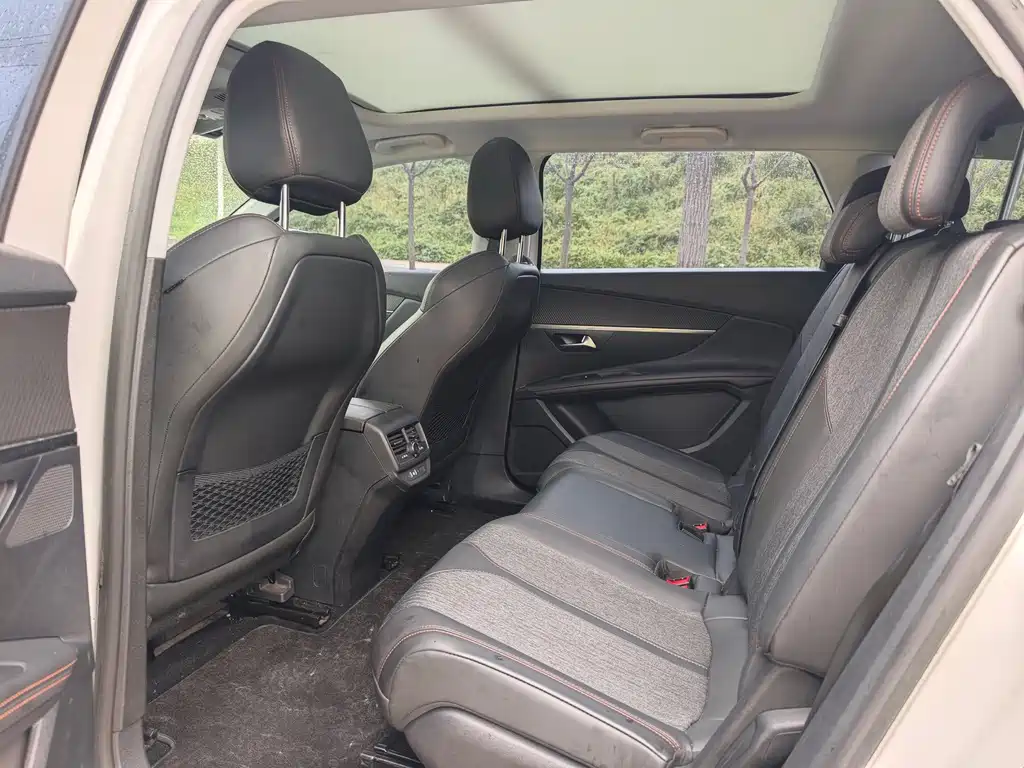 Peugeot 5008 — миниатюра 6