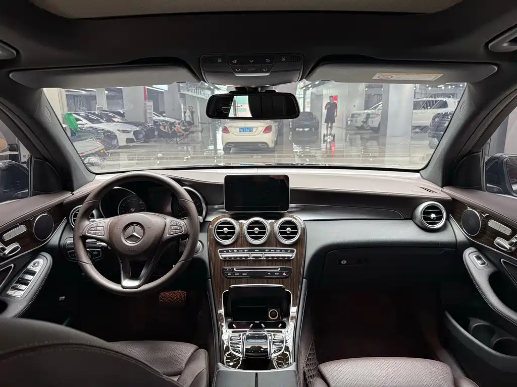 Mercedes-Benz GLC — миниатюра 6