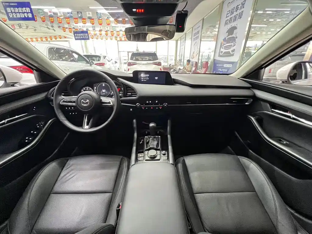 Mazda 3 Axela — миниатюра 9