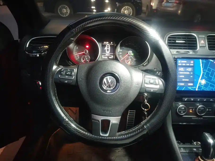 Volkswagen Golf (Import) — миниатюра 15