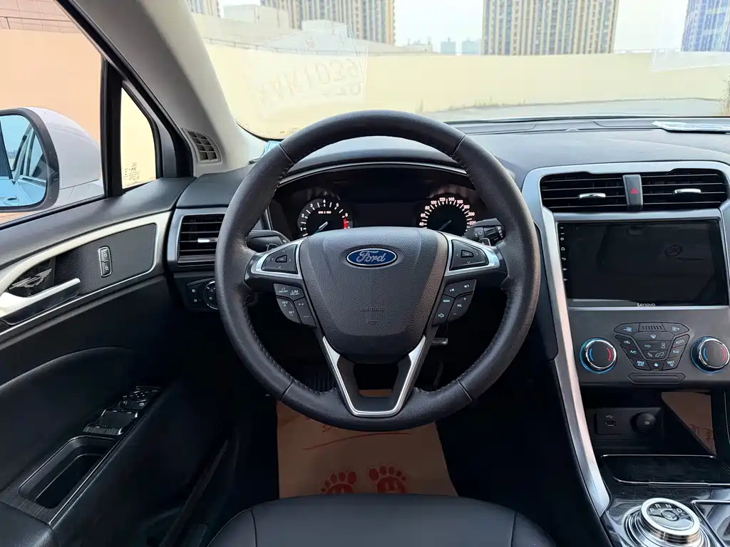 Ford Mondeo — миниатюра 8