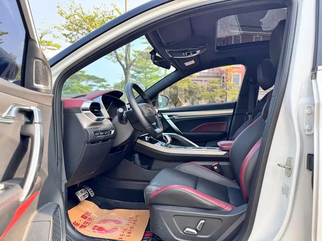Geely Binyue — миниатюра 7