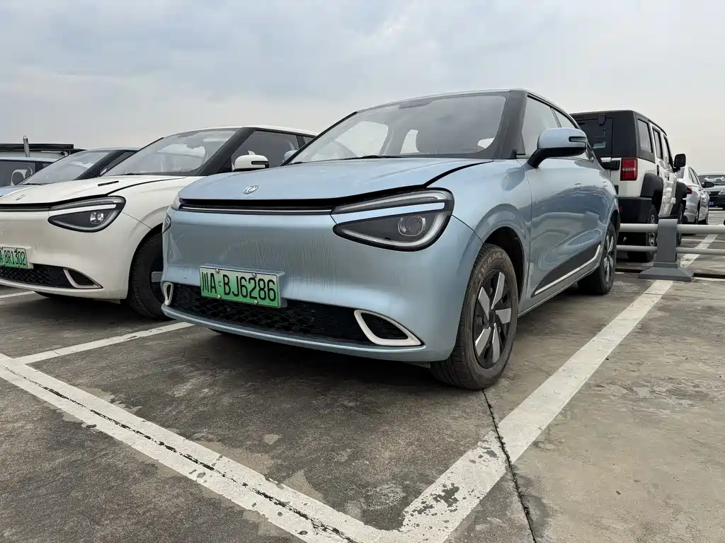 eπ Nano 01