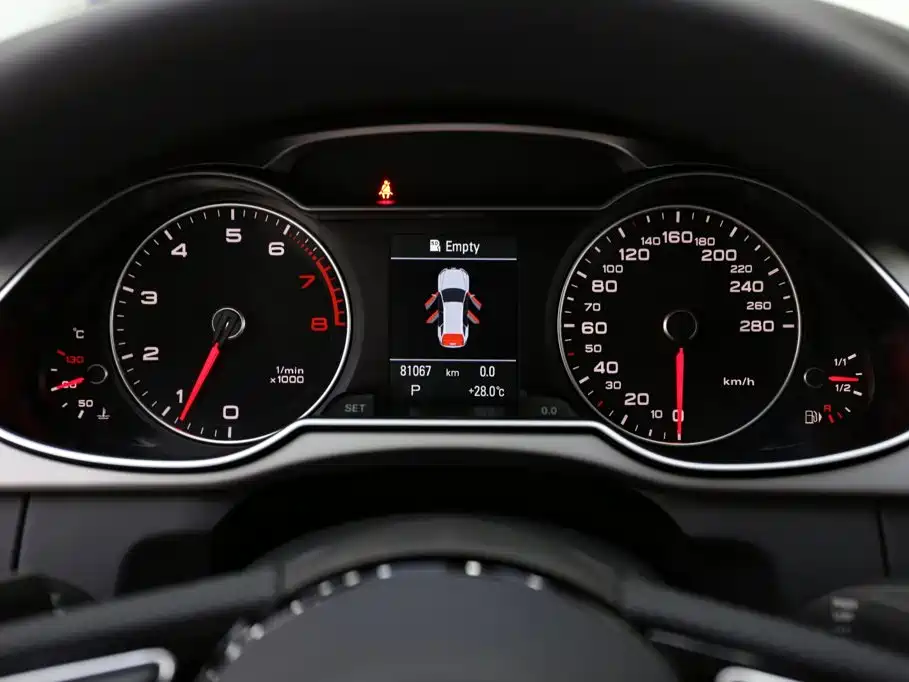 Audi A4 (Import) — миниатюра 13