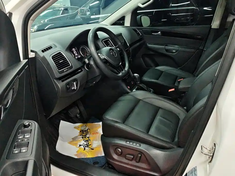 Volkswagen Sharan — миниатюра 9