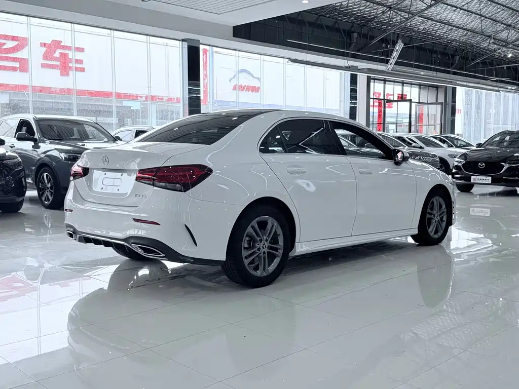 Mercedes-Benz A-Class — миниатюра 15