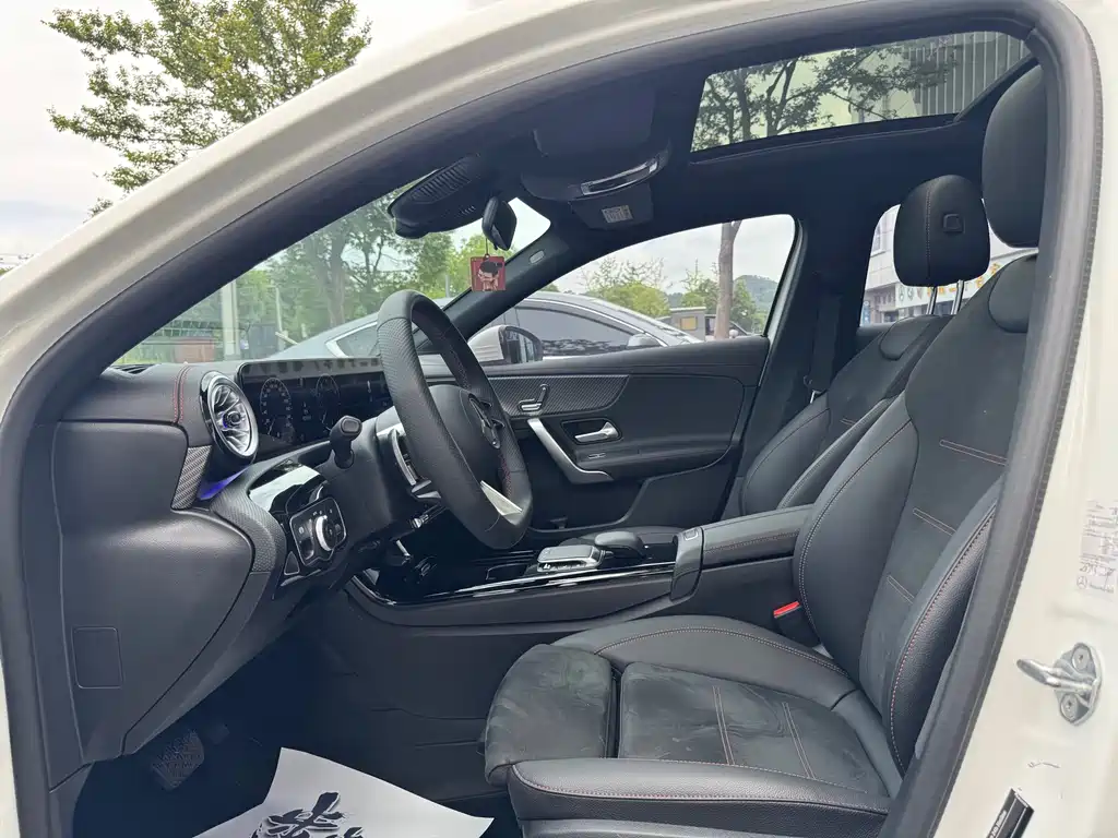 Mercedes-Benz A-Class — миниатюра 14