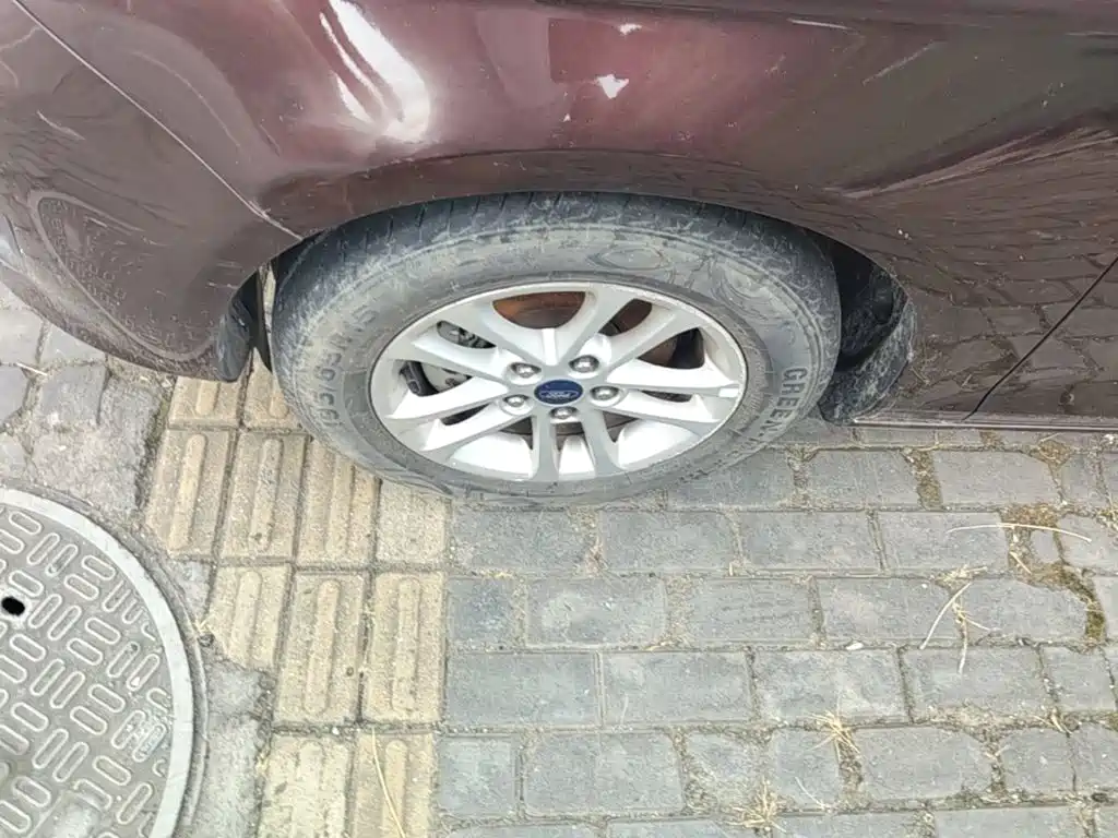 Ford Escort — миниатюра 23