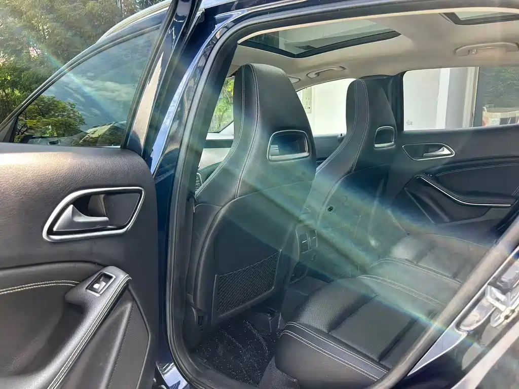 Mercedes-Benz GLA 2016 GLA 200