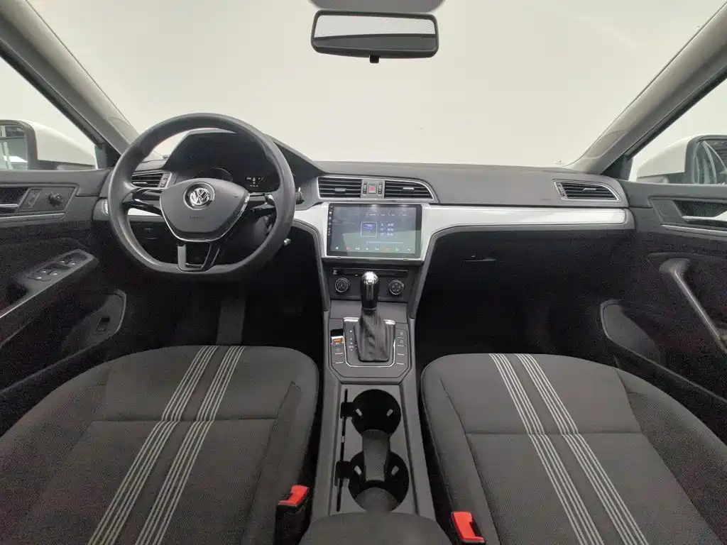 Volkswagen Lamando — миниатюра 5