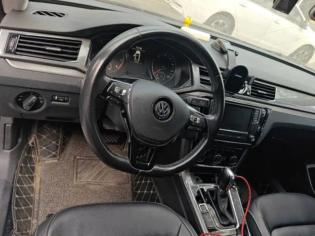 Volkswagen Passat — миниатюра 6