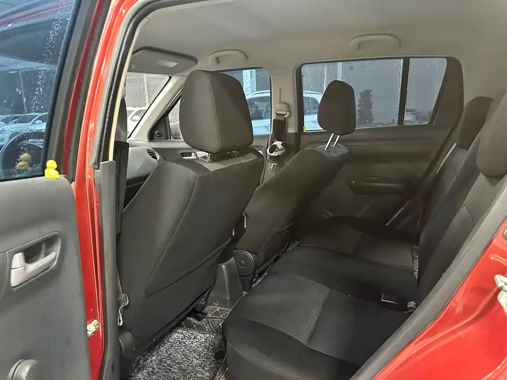 Suzuki Swift — миниатюра 7