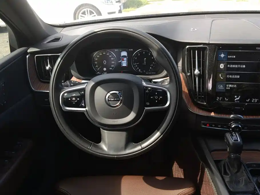 Volvo XC60 — миниатюра 15