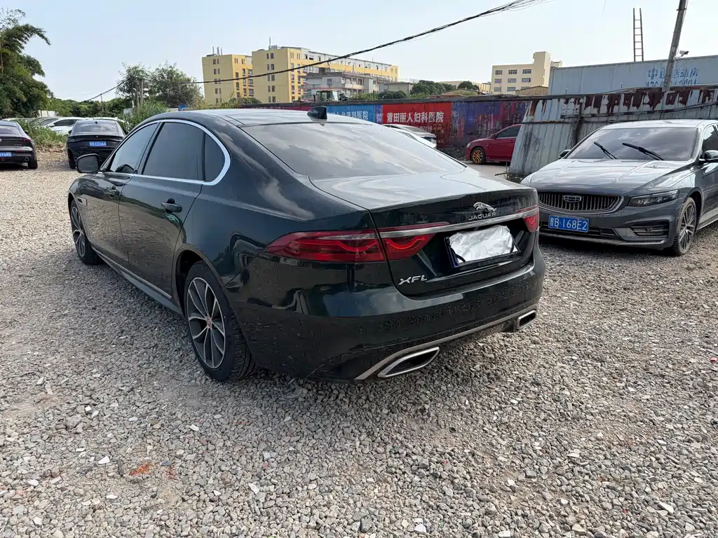 Jaguar XFL — миниатюра 9