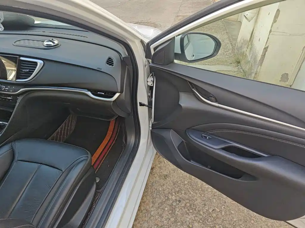 Buick Excelle — миниатюра 18