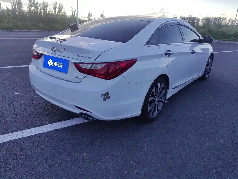 Hyundai Sonata — миниатюра 3