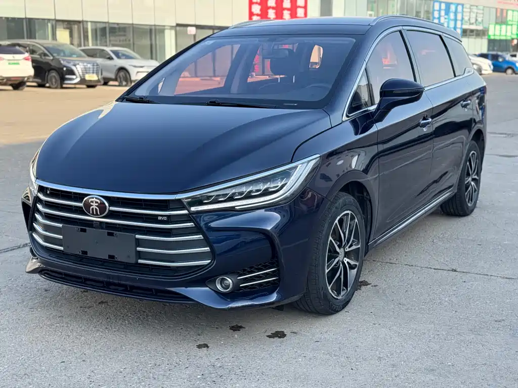 Купить BYD MAX
