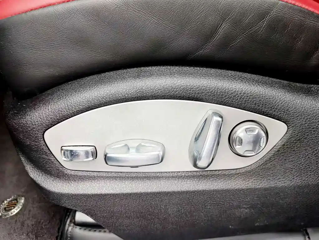 Porsche Macan — миниатюра 16