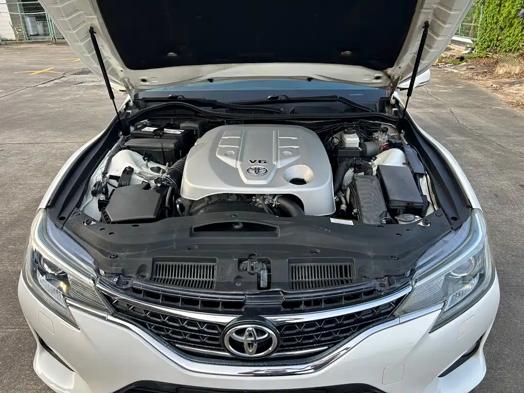 Toyota Reiz — миниатюра 14