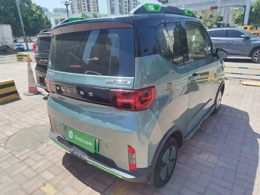 Wuling MINIEV — миниатюра 7