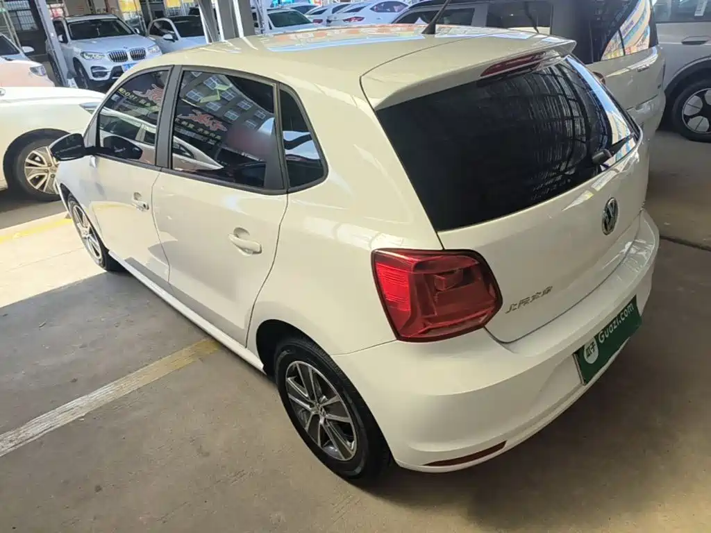 Volkswagen Polo — миниатюра 5