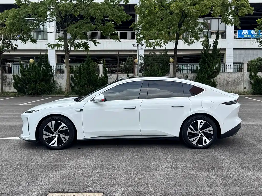 NIO ET5 — миниатюра 20