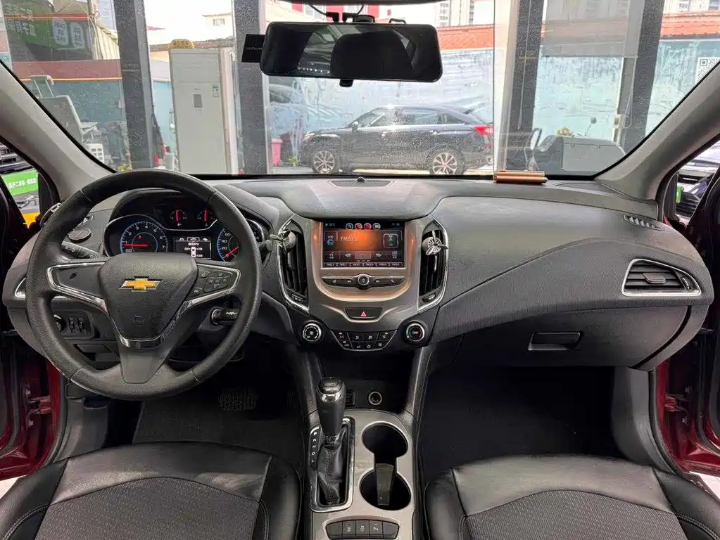 Chevrolet Cruze — миниатюра 15