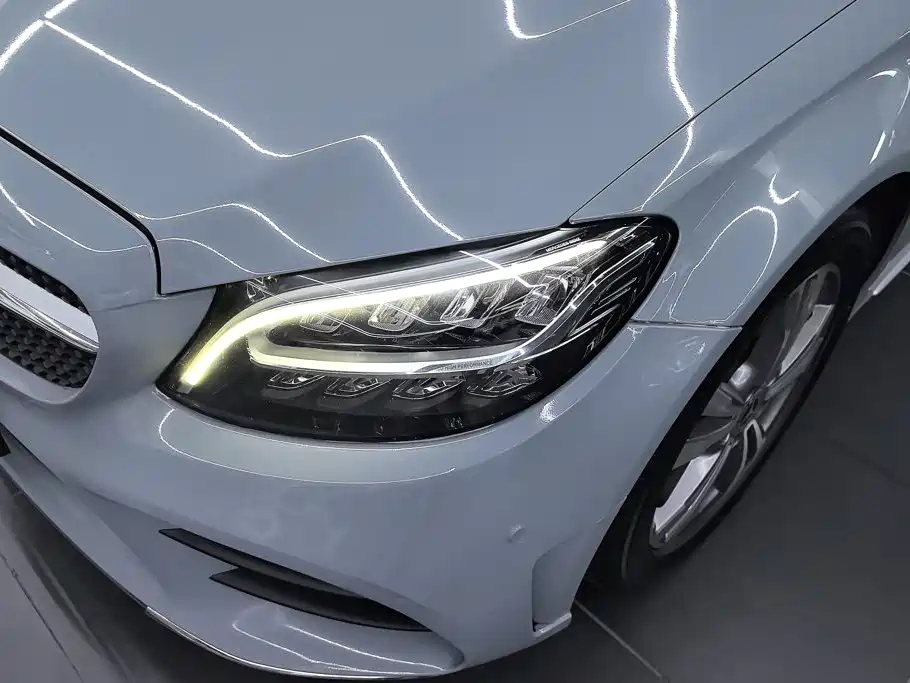 Mercedes-Benz C-Class — миниатюра 5