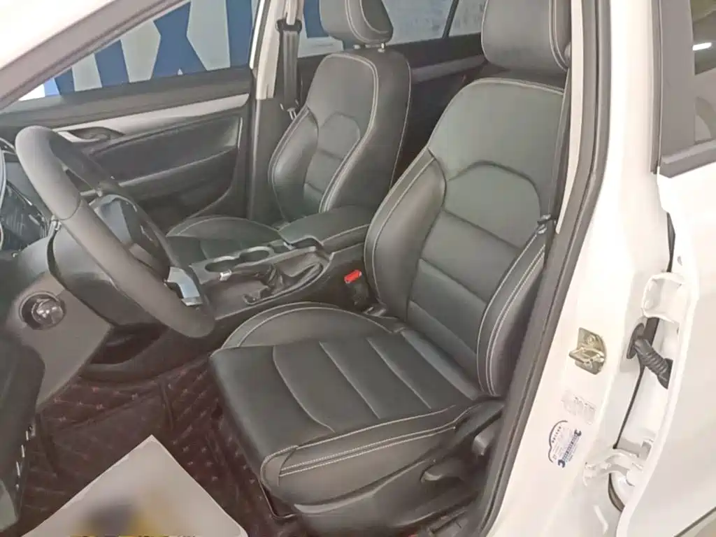 Geely Vision S1 — миниатюра 15