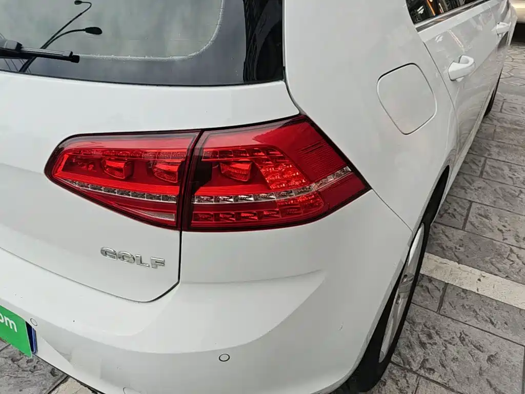 Volkswagen Golf — миниатюра 8