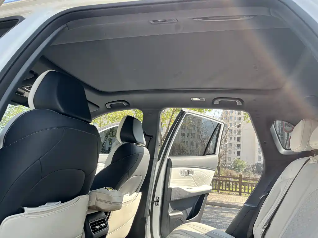 GEELY GALAXY GALAXY STARSHIP 7 EM I