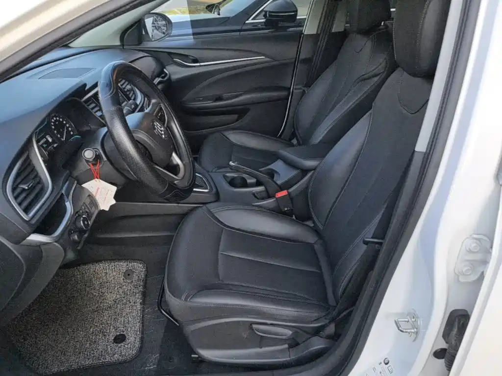 Buick Excelle — миниатюра 15