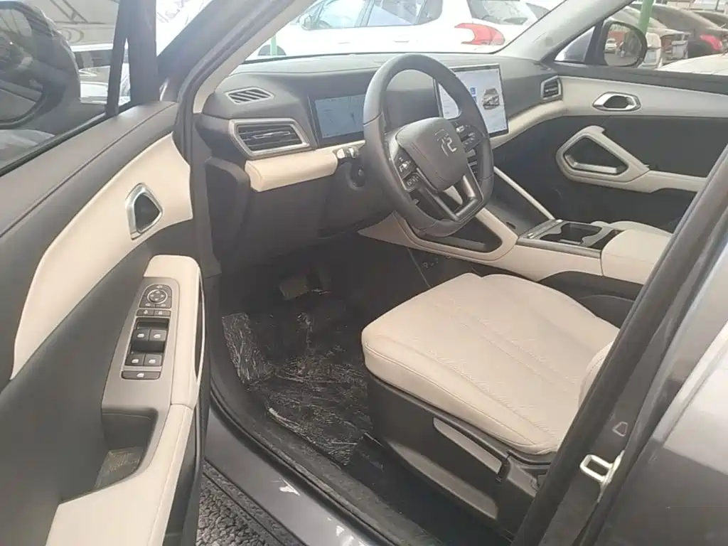 BYD Yuan UP — миниатюра 16