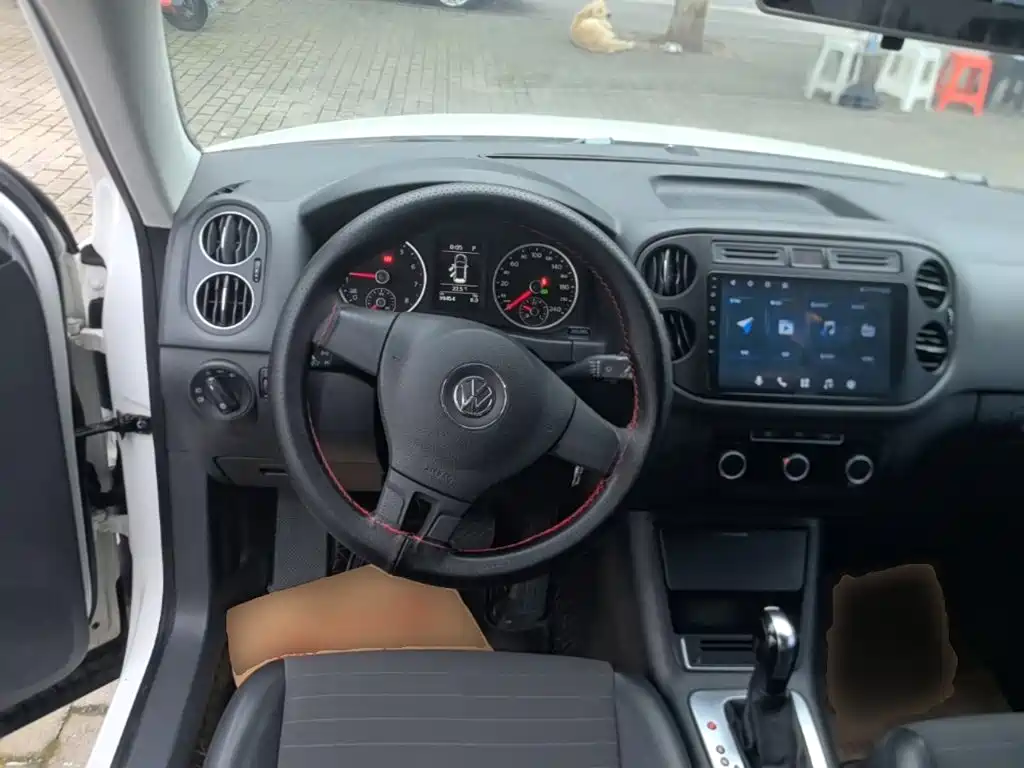Volkswagen Tiguan — миниатюра 11