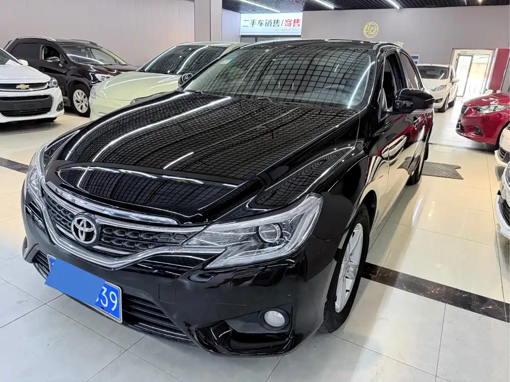 Toyota Reiz