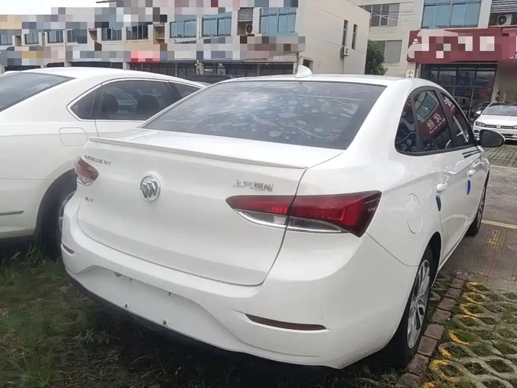 Buick Excelle — миниатюра 7
