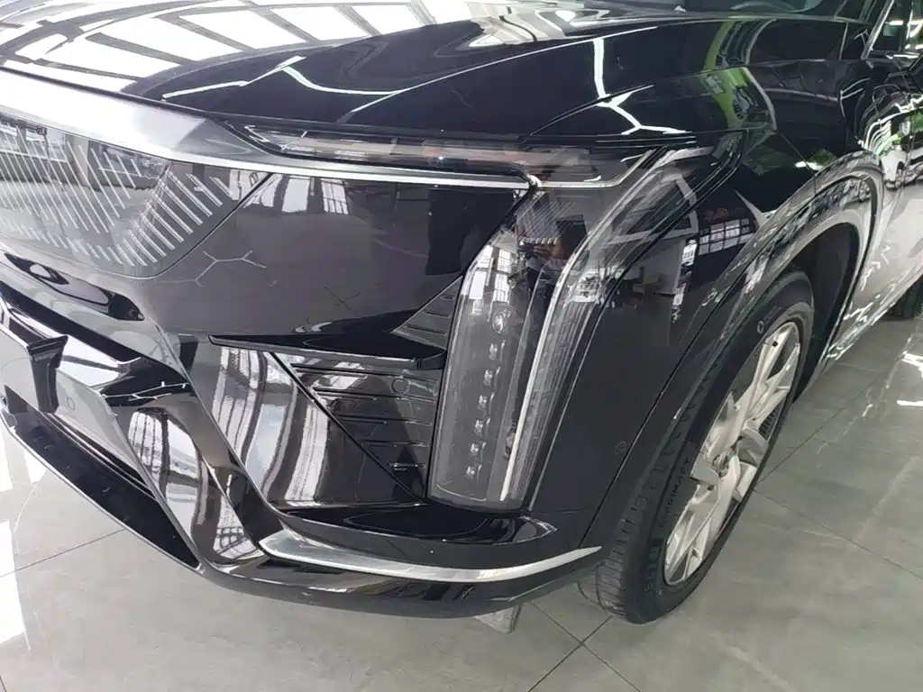 Cadillac IQ — миниатюра 24