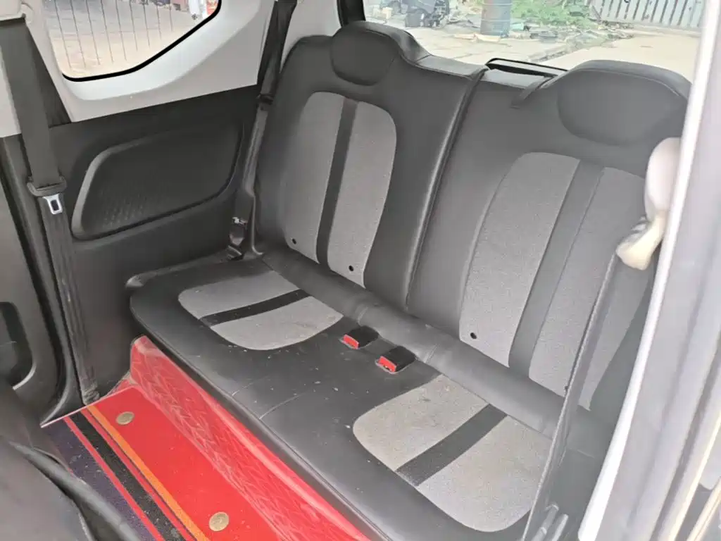 Wuling MINIEV — миниатюра 17
