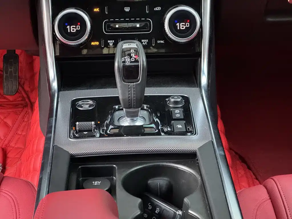 Jaguar XEL — миниатюра 13