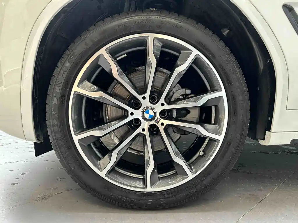 BMW X3 — миниатюра 5