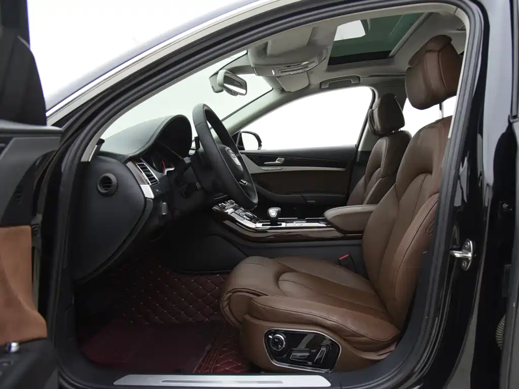 Audi A8 — миниатюра 12