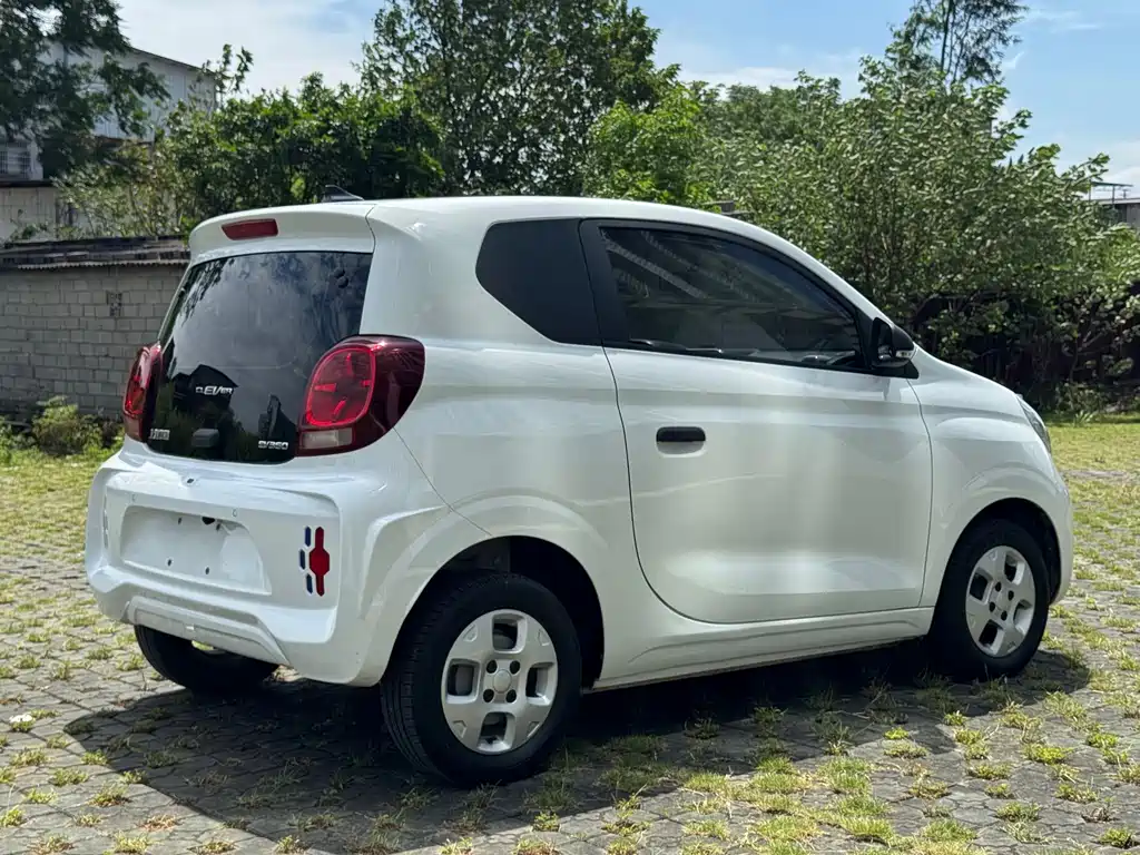 Roewe Clever — миниатюра 4