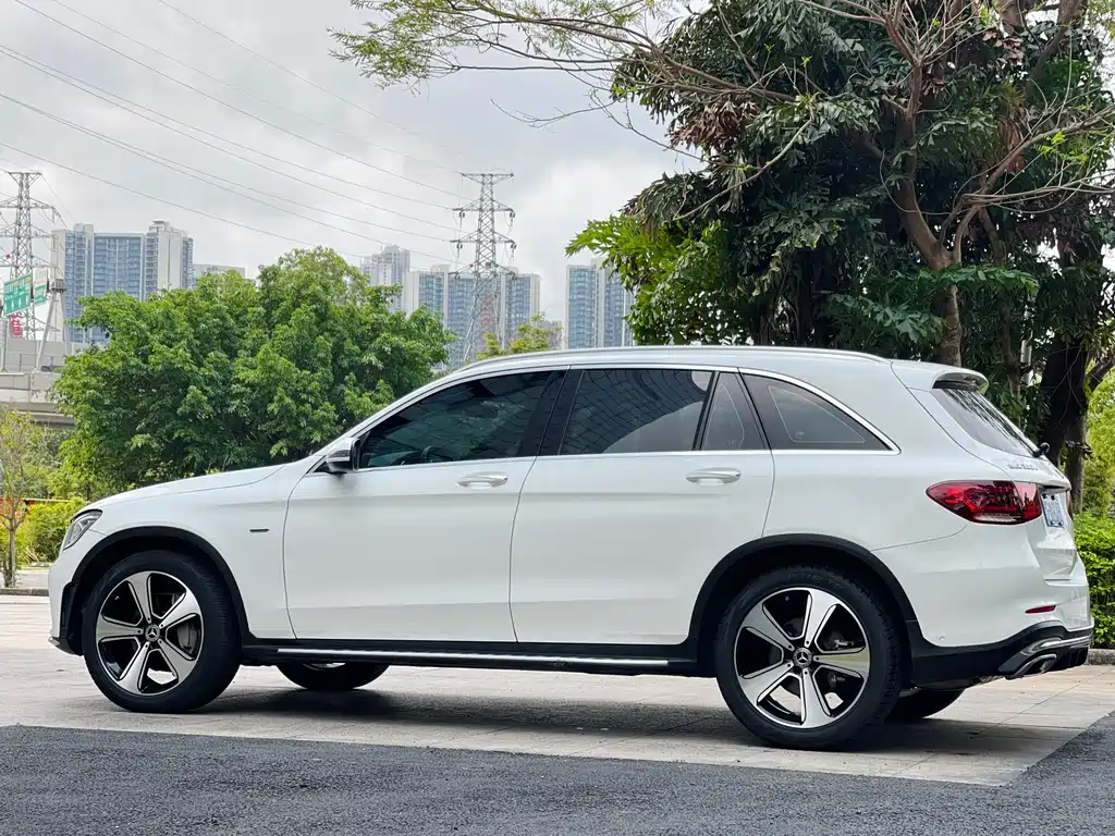 Mercedes-Benz GLC — миниатюра 25