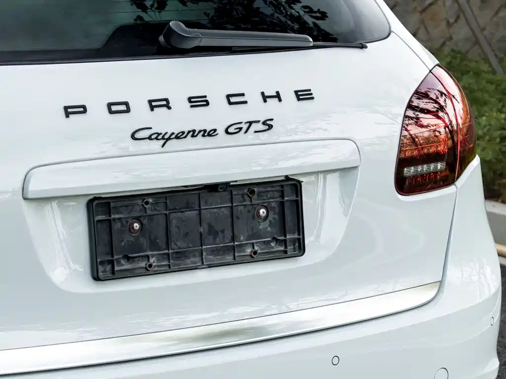 Porsche Cayenne 2014 Cayenne GTS 4.8L