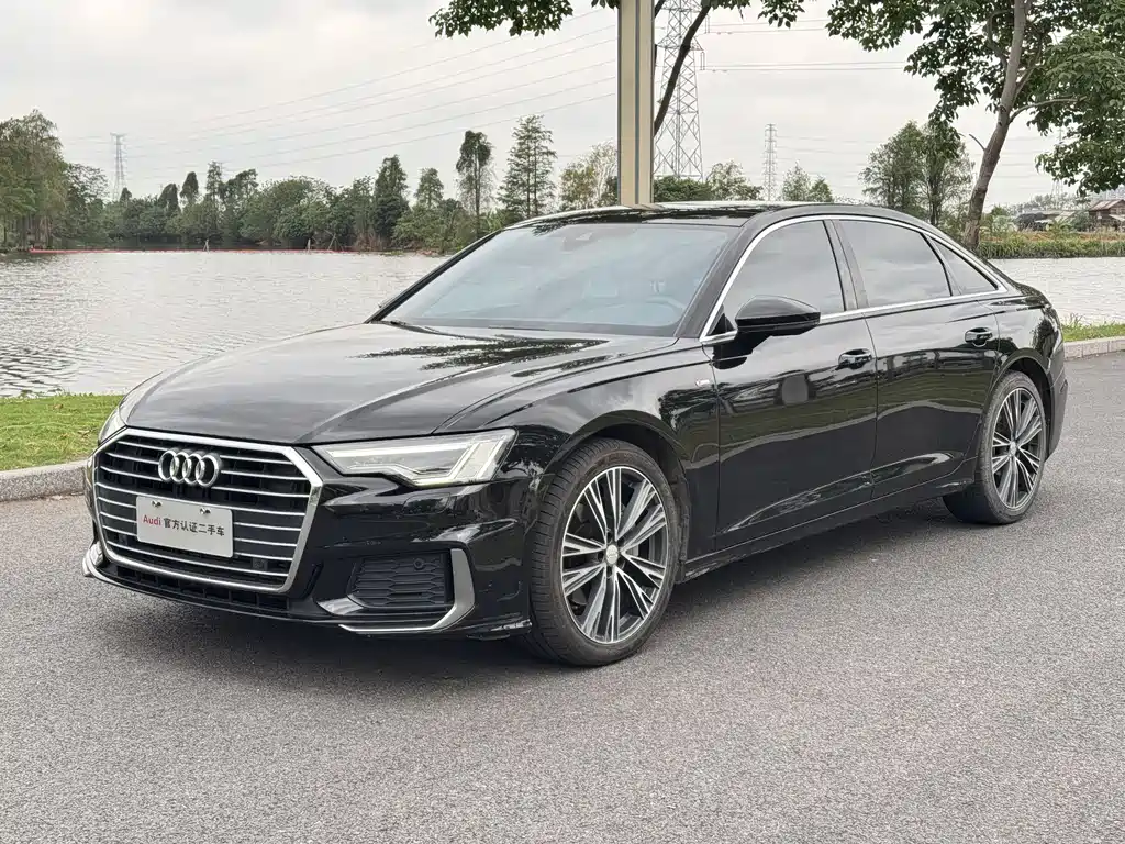 Audi A6L 2022