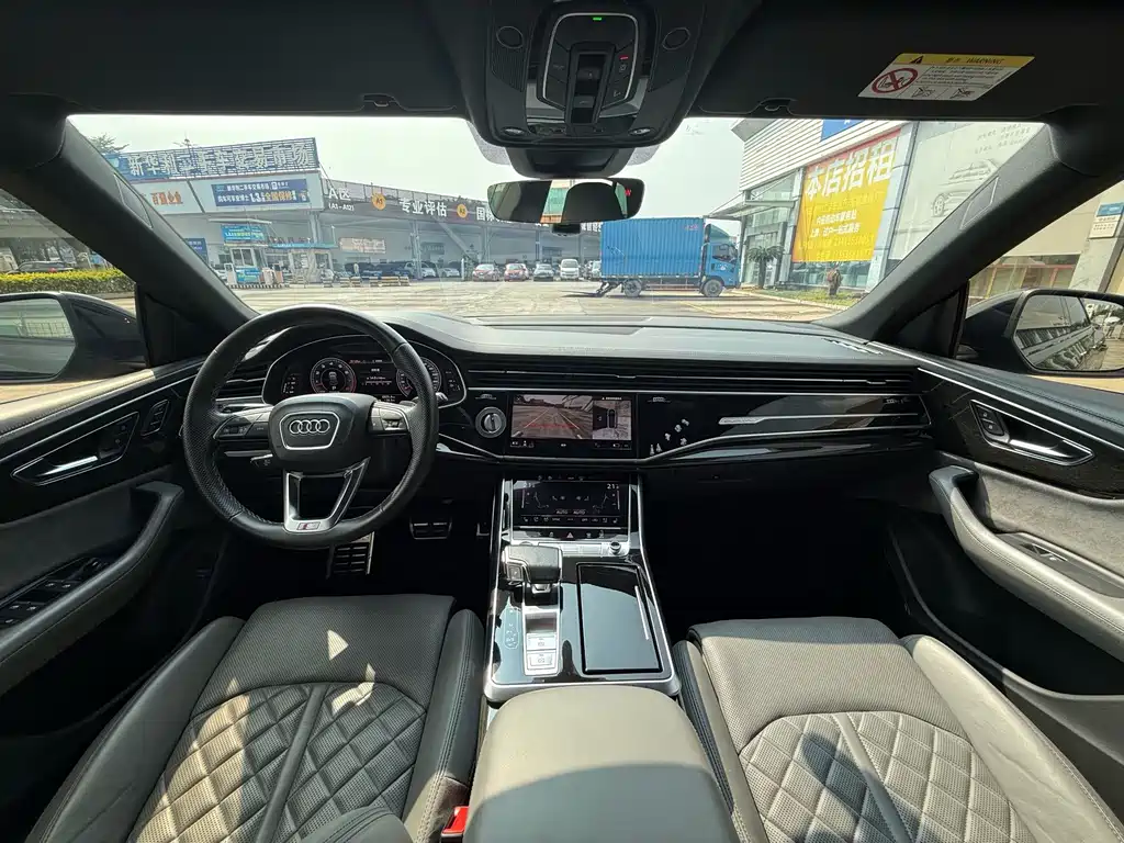 Audi Q8 — миниатюра 9