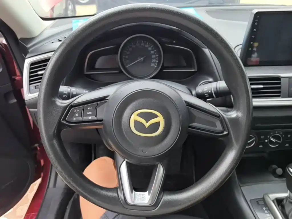 Mazda 3 Axela — миниатюра 11